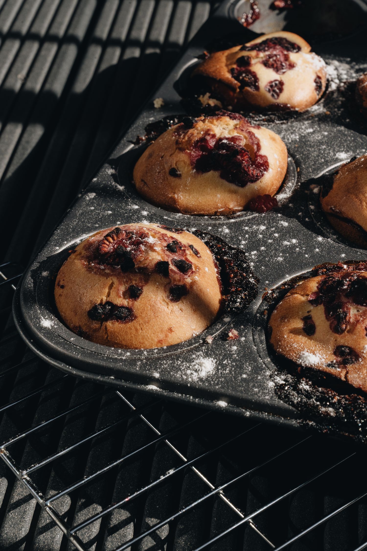 Muffins in einem Muffinblech